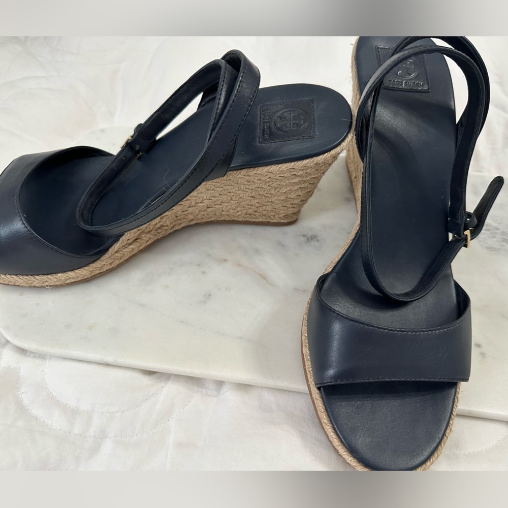 Tory Burch Landon Wedge Espadrille in navy New - ankle strap leather size 8.5 - Picture 2 of 9